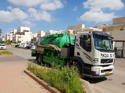 משאית ביובית